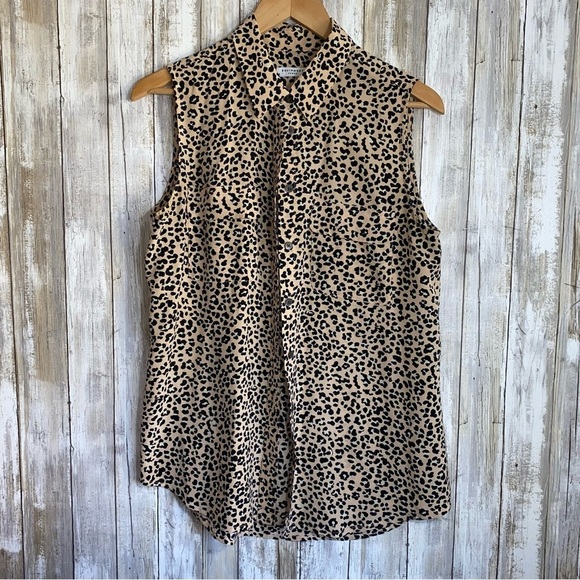 Equipment Tops - Equipment 100% Silk Leopard Button Front Sleeveless
Blouse